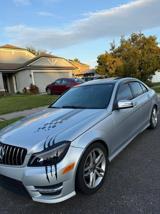 2013 Mercedes-Benz W204 C-Class - Image 7 of 20