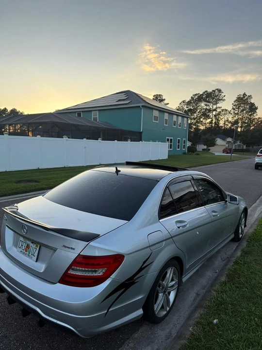 2013 Mercedes-Benz W204 C-Class - Image 14 of 20