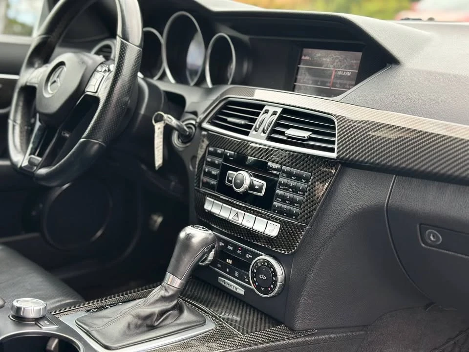 2013 Mercedes-Benz W204 C-Class - Image 17 of 18