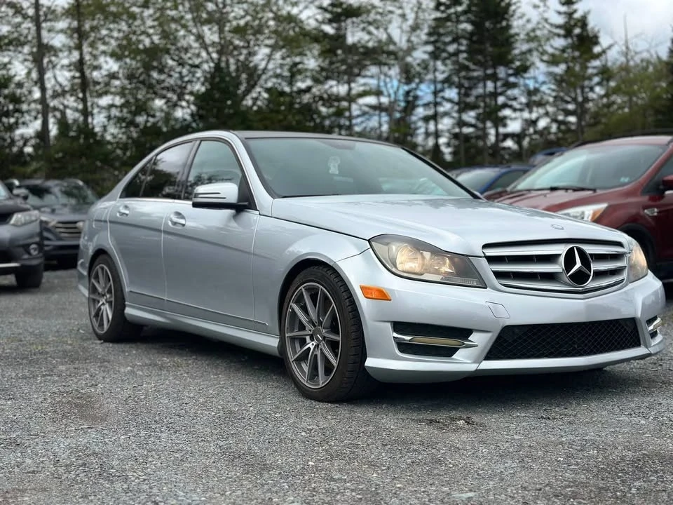 2013 Mercedes-Benz W204 C-Class - Image 3 of 18