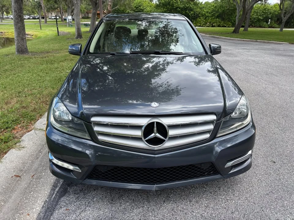 2013 Mercedes-Benz W204 C-Class - Image 8 of 17