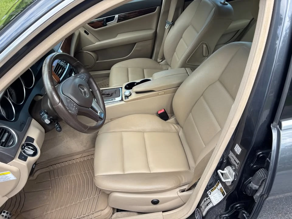 2013 Mercedes-Benz W204 C-Class - Image 11 of 17