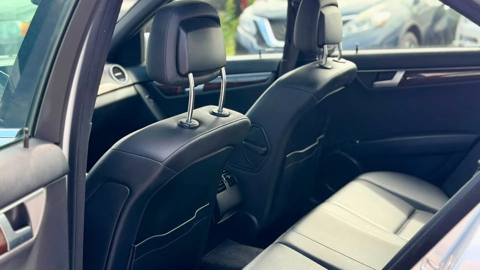2013 Mercedes-Benz W204 C-Class - Image 18 of 20