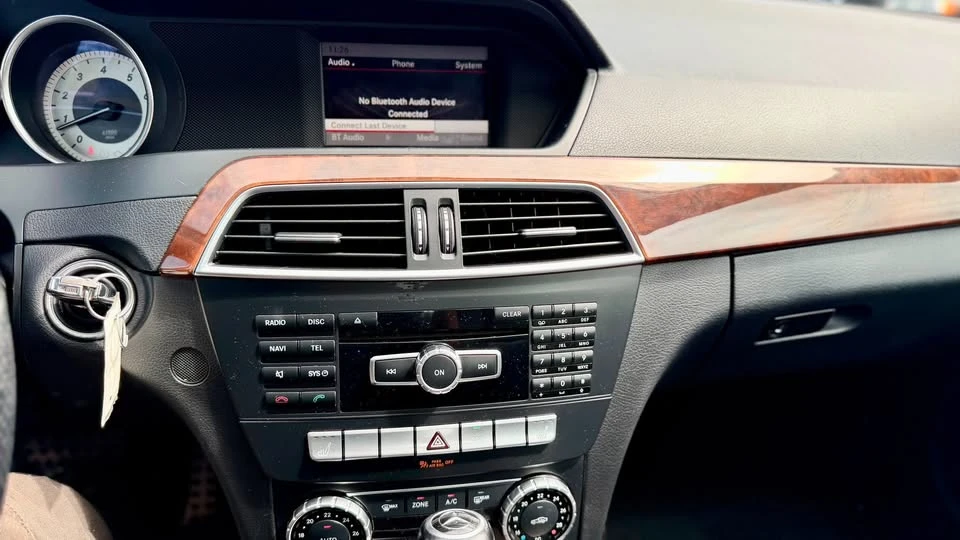 2013 Mercedes-Benz W204 C-Class - Image 17 of 20