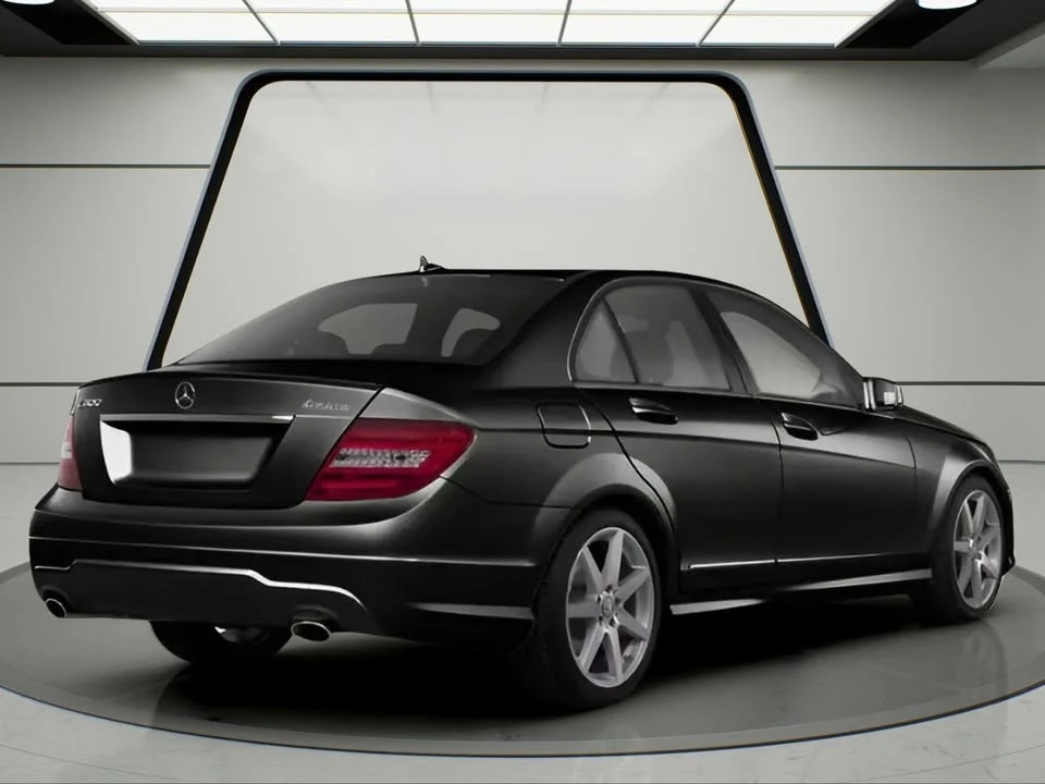2013 Mercedes-Benz W204 C-Class - Image 2 of 14