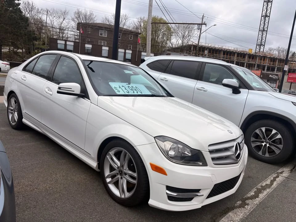 2013 Mercedes-Benz W204 C-Class - Image 4 of 9