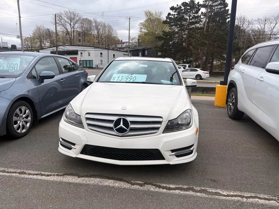 2013 Mercedes-Benz W204 C-Class - Image 2 of 9