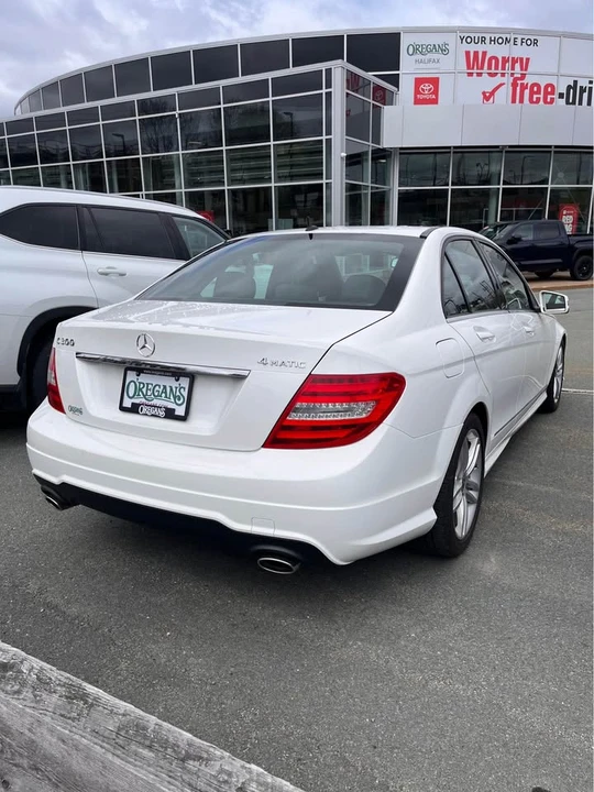 2013 Mercedes-Benz W204 C-Class - Image 4 of 6