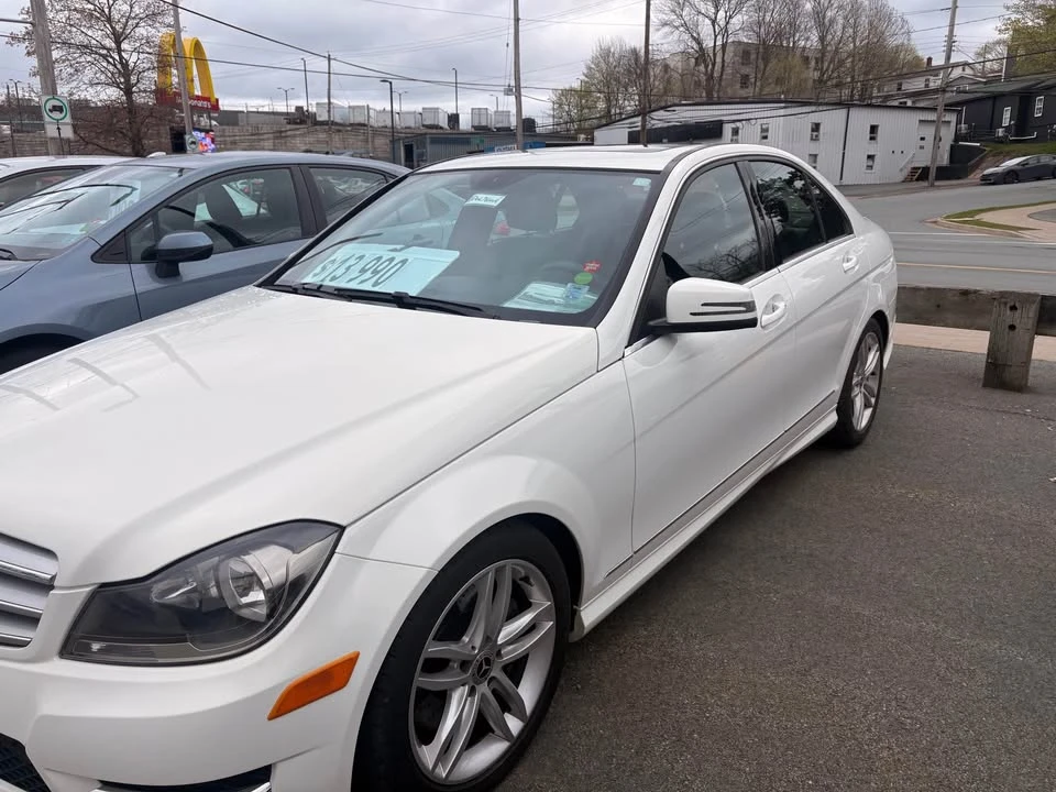 2013 Mercedes-Benz W204 C-Class - Image 8 of 9