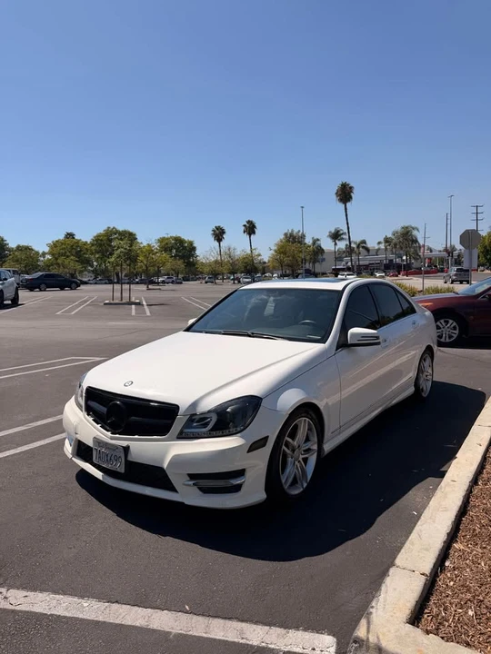 2013 Mercedes-Benz W204 C-Class - Image 14 of 15