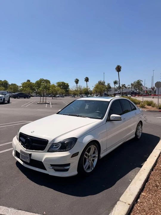 2013 Mercedes-Benz W204 C-Class - Image 12 of 15