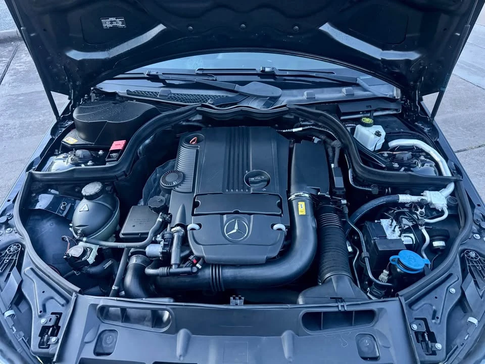 2013 Mercedes-Benz W204 C-Class - Image 9 of 16
