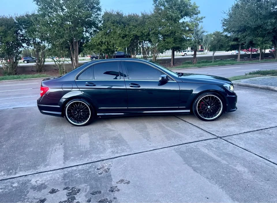 2013 Mercedes-Benz W204 C-Class - Image 8 of 16