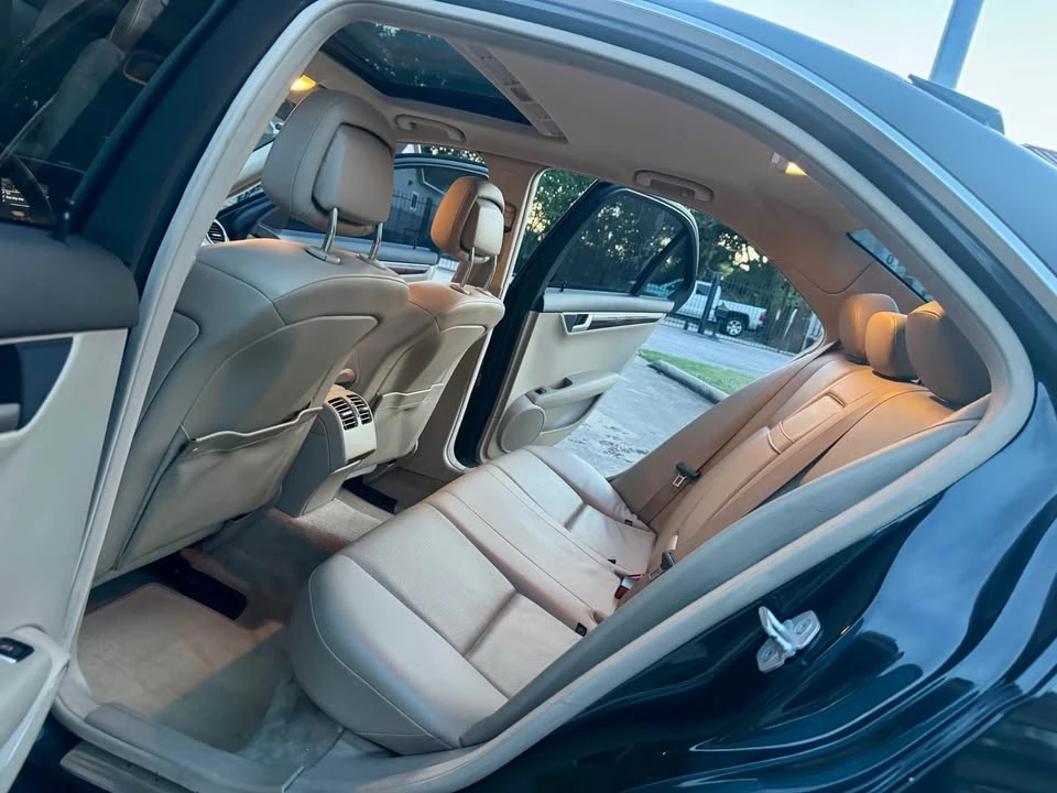 2013 Mercedes-Benz W204 C-Class - Image 11 of 16