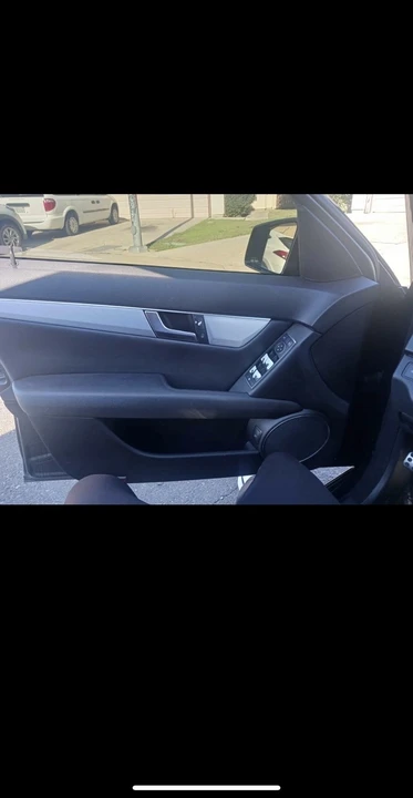 2013 Mercedes-Benz W204 C-Class - Image 9 of 13