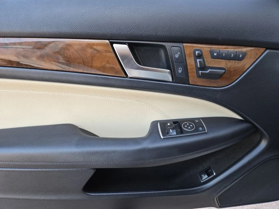 2013 Mercedes-Benz W204 C-Class - Image 13 of 20