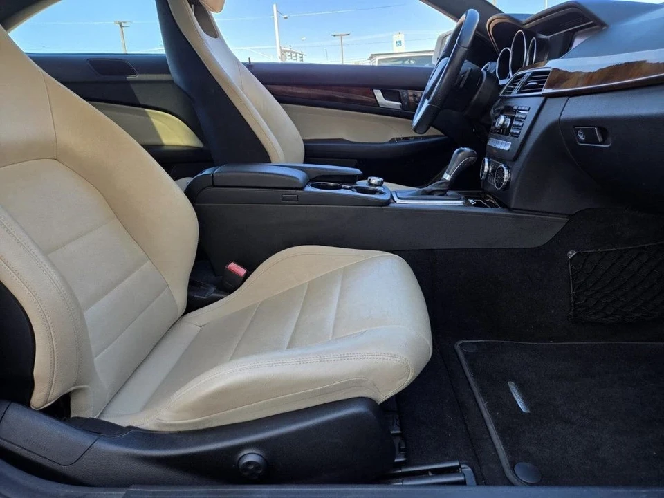 2013 Mercedes-Benz W204 C-Class - Image 11 of 20