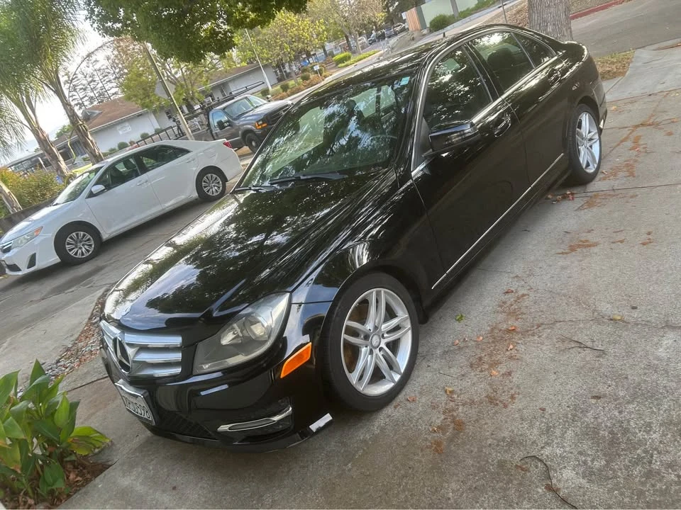 2013 Mercedes-Benz W204 C-Class - Image 2 of 21