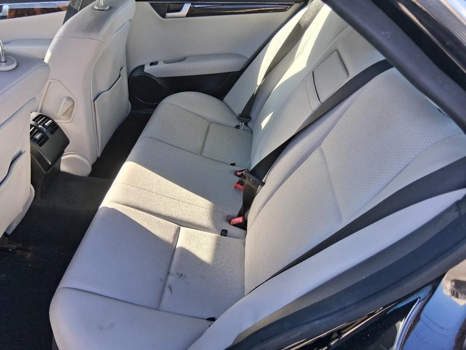 2013 Mercedes-Benz W204 C-Class - Image 7 of 12