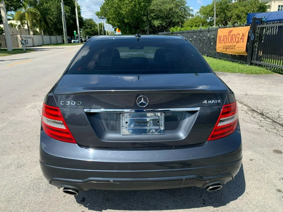 2013 Mercedes-Benz W204 C-Class - Image 10 of 10