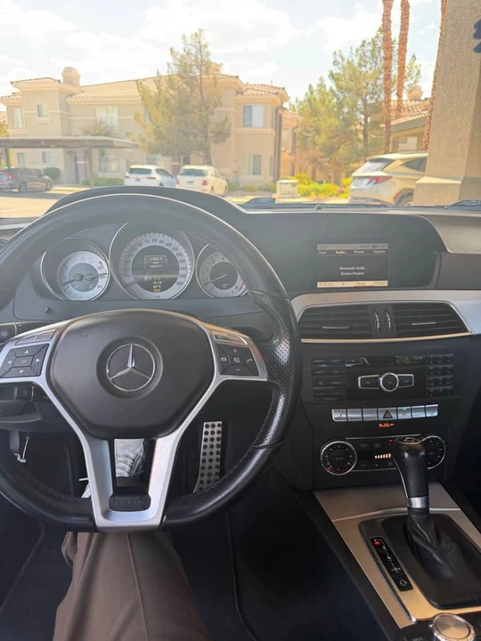 2013 Mercedes-Benz W204 C-Class - Image 11 of 17
