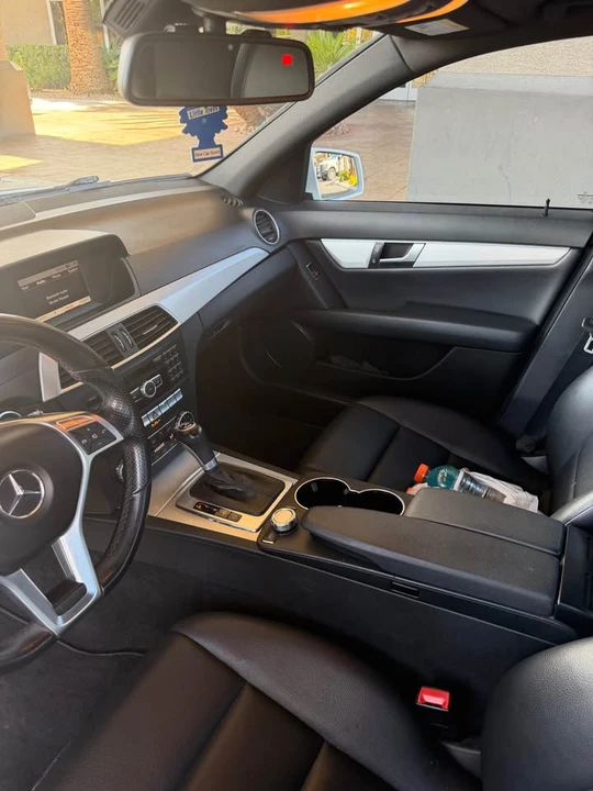 2013 Mercedes-Benz W204 C-Class - Image 10 of 17