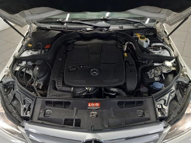 2013 Mercedes-Benz W204 C-Class - Image 12 of 16