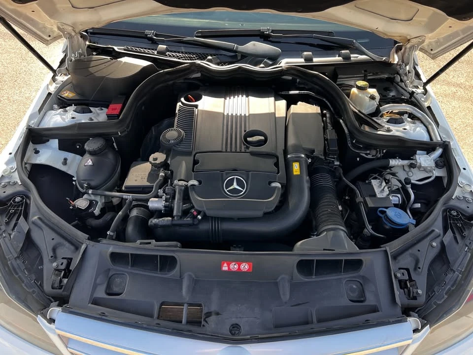 2013 Mercedes-Benz W204 C-Class - Image 11 of 20