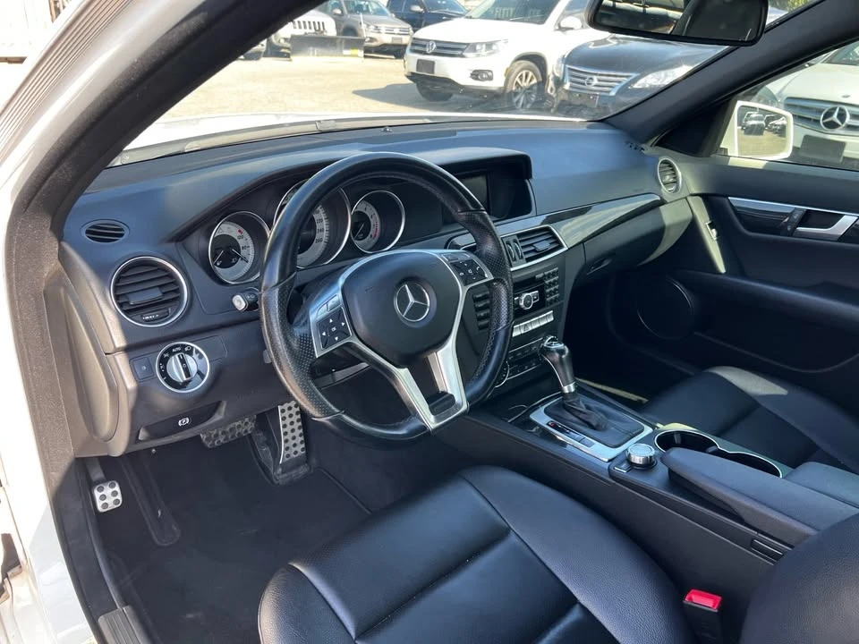 2013 Mercedes-Benz W204 C-Class - Image 12 of 20