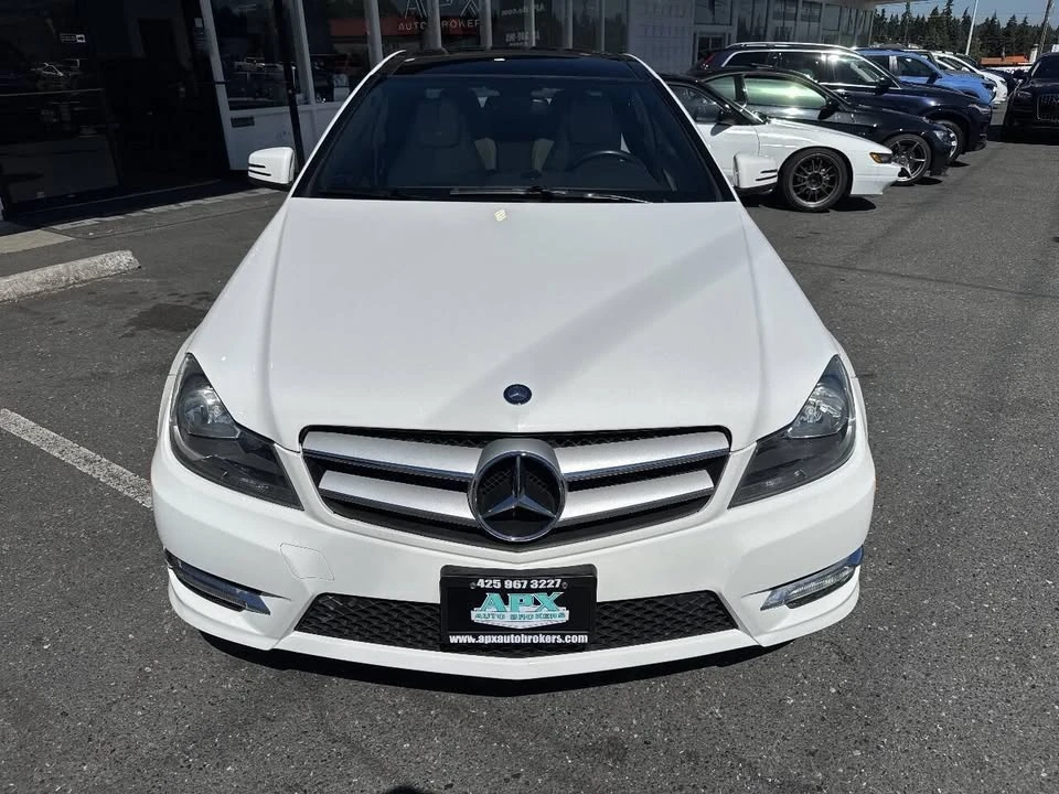 2013 Mercedes-Benz W204 C-Class - Image 12 of 20