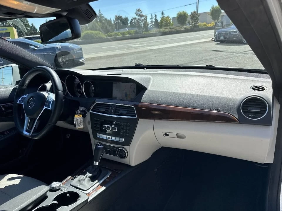2013 Mercedes-Benz W204 C-Class - Image 19 of 20