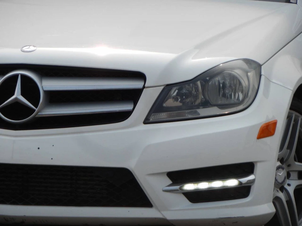 2013 Mercedes-Benz W204 C-Class - Image 4 of 12