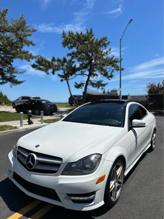 2013 Mercedes-Benz W204 C-Class - Image 4 of 21