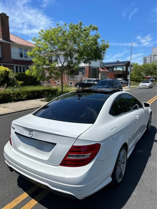 2013 Mercedes-Benz W204 C-Class - Image 16 of 21