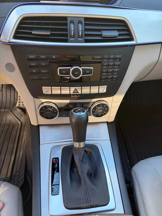 2013 Mercedes-Benz W204 C-Class - Image 8 of 10