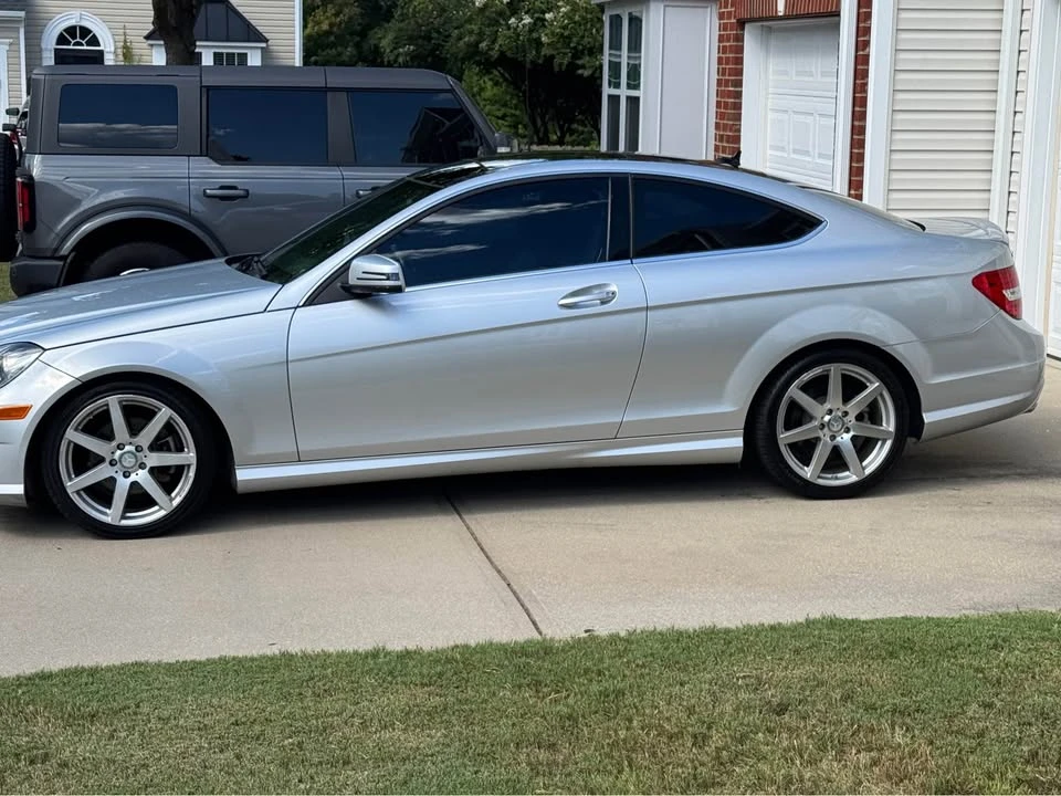 2013 Mercedes-Benz W204 C-Class - Image 2 of 14