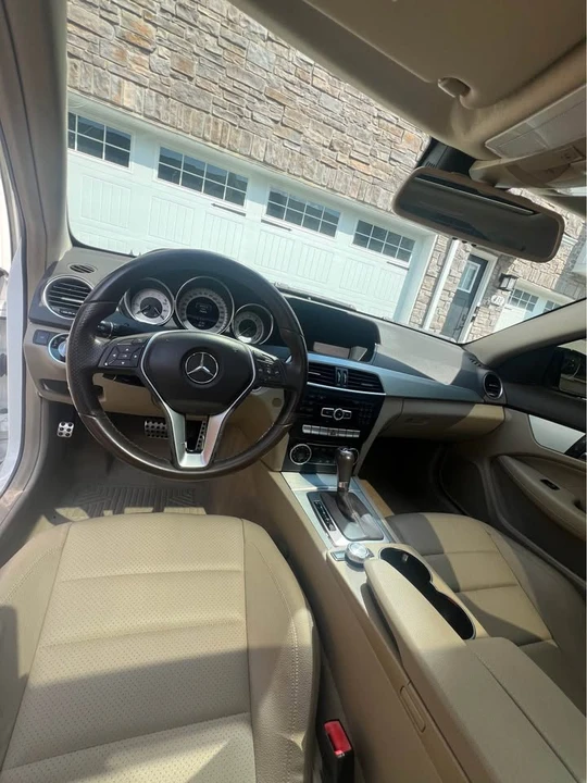 2013 Mercedes-Benz W204 C-Class - Image 11 of 17