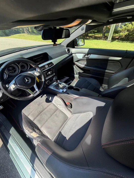 2013 Mercedes-Benz W204 C-Class - Image 11 of 16