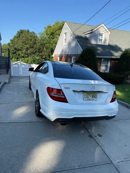 2013 Mercedes-Benz W204 C-Class - Image 3 of 12