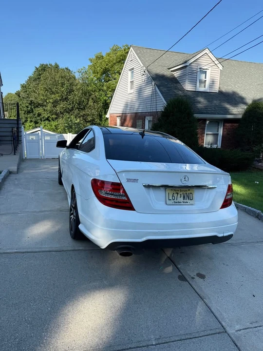 2013 Mercedes-Benz W204 C-Class - Image 2 of 12
