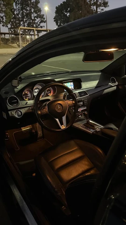 2013 Mercedes-Benz W204 C-Class - Image 14 of 19
