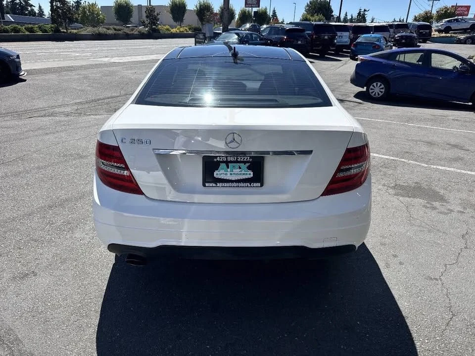 2013 Mercedes-Benz W204 C-Class - Image 5 of 19