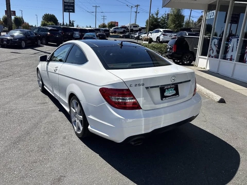 2013 Mercedes-Benz W204 C-Class - Image 4 of 19