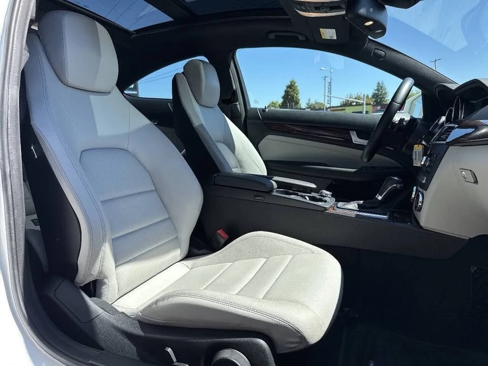 2013 Mercedes-Benz W204 C-Class - Image 17 of 19
