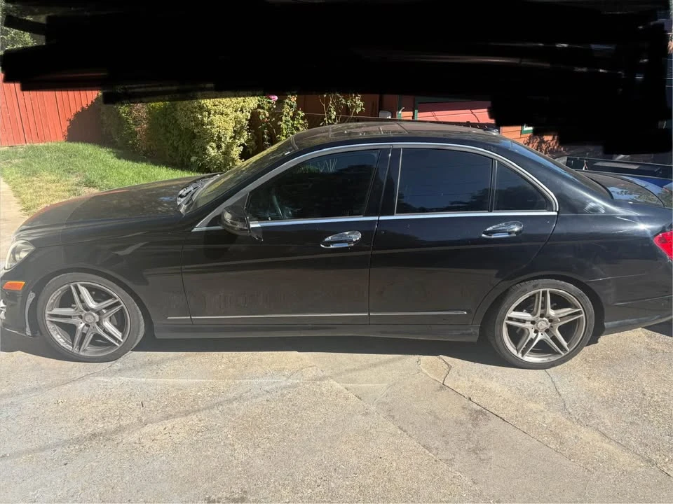 2013 Mercedes-Benz W204 C-Class - Image 2 of 14
