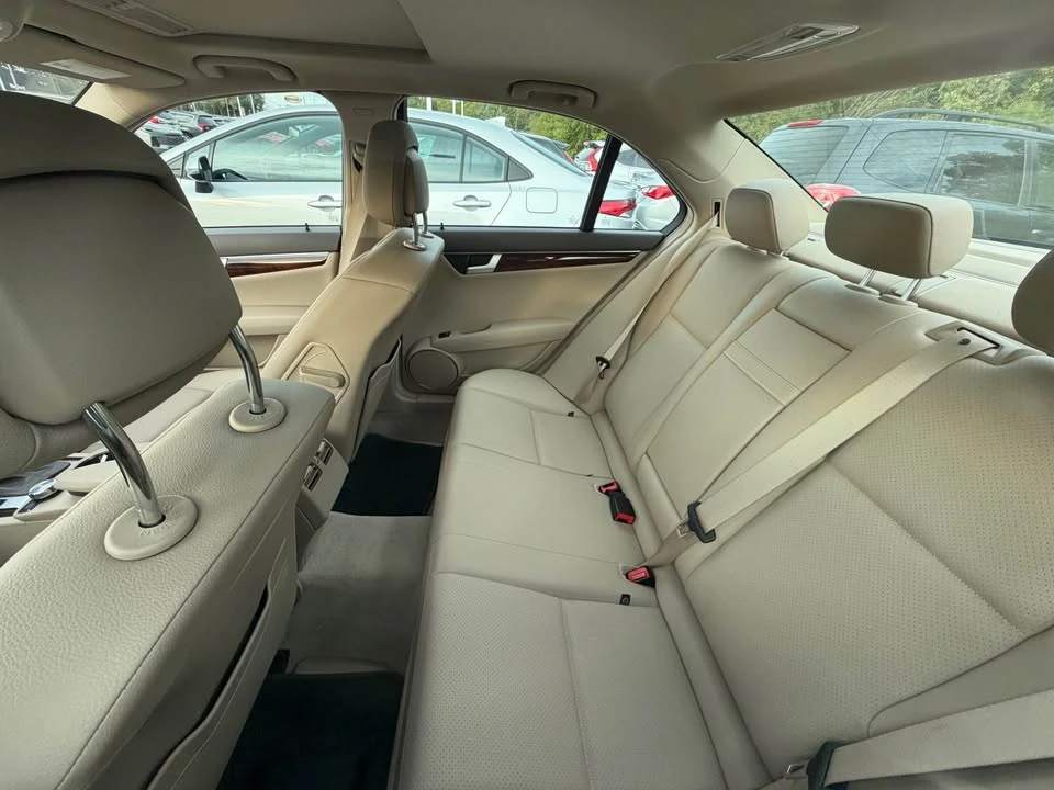 2013 Mercedes-Benz W204 C-Class - Image 6 of 8