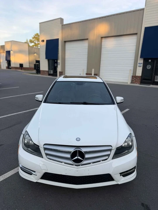 2013 Mercedes-Benz W204 C-Class - Image 5 of 16