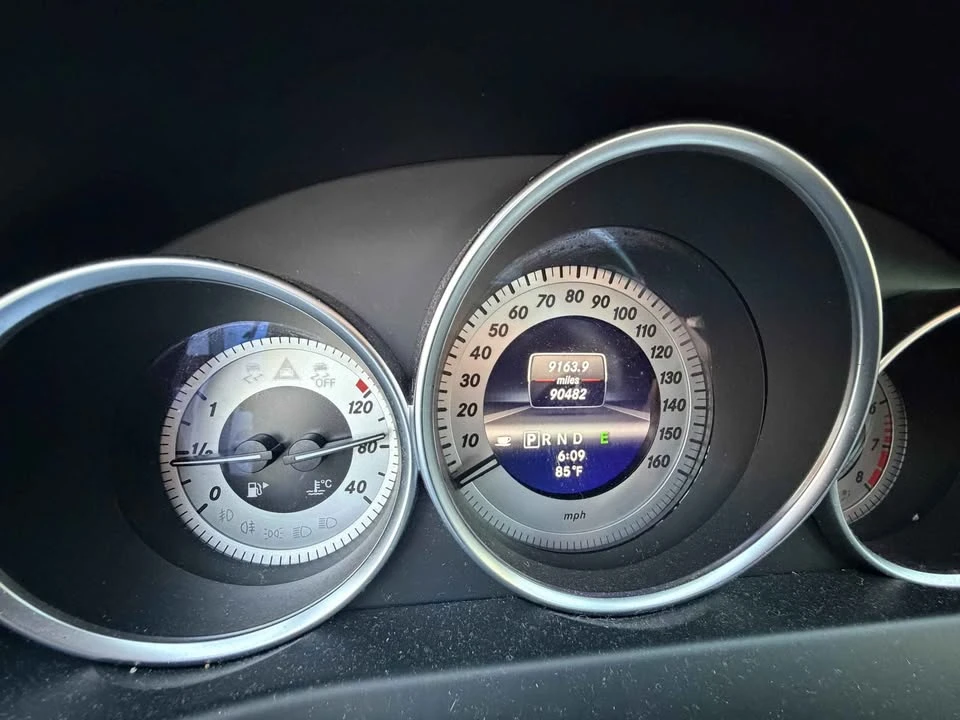 2013 Mercedes-Benz W204 C-Class - Image 15 of 16