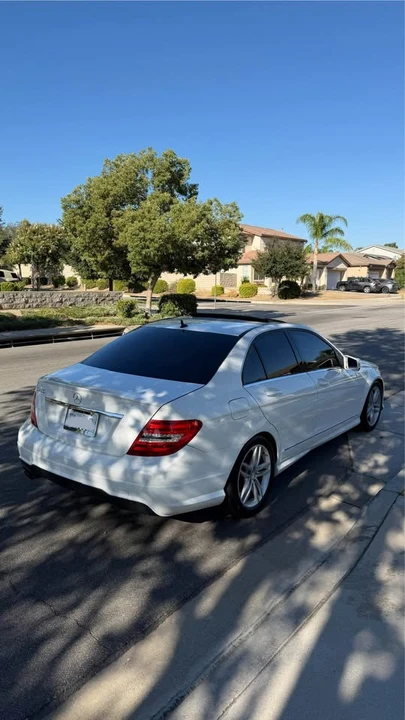 2013 Mercedes-Benz W204 C-Class - Image 6 of 13