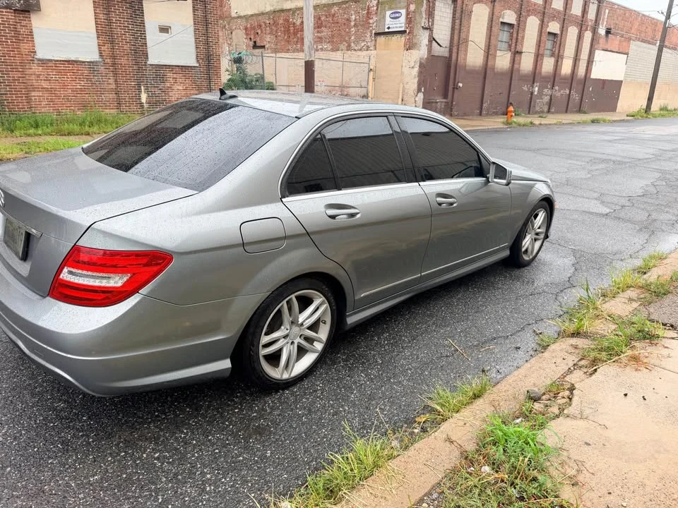 2013 Mercedes-Benz W204 C-Class - Image 3 of 10